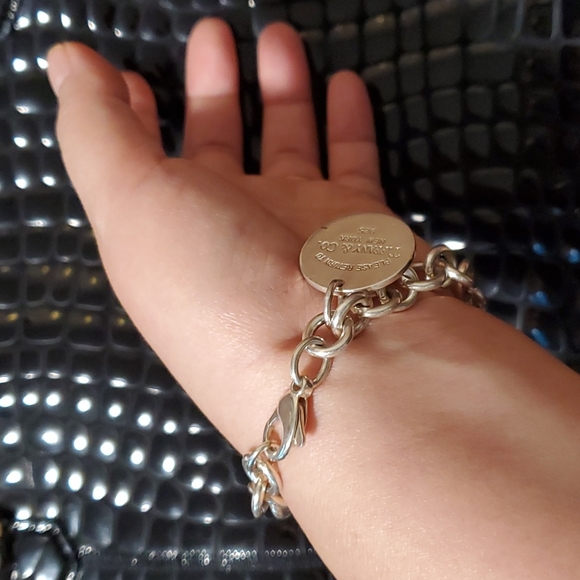Tiffany & Co round charm bracelet - Picture 3 of 5